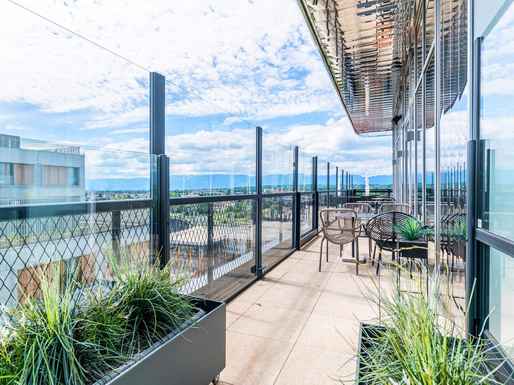 Novotel Annemasse Centre - Porte De Geneve エクステリア 写真
