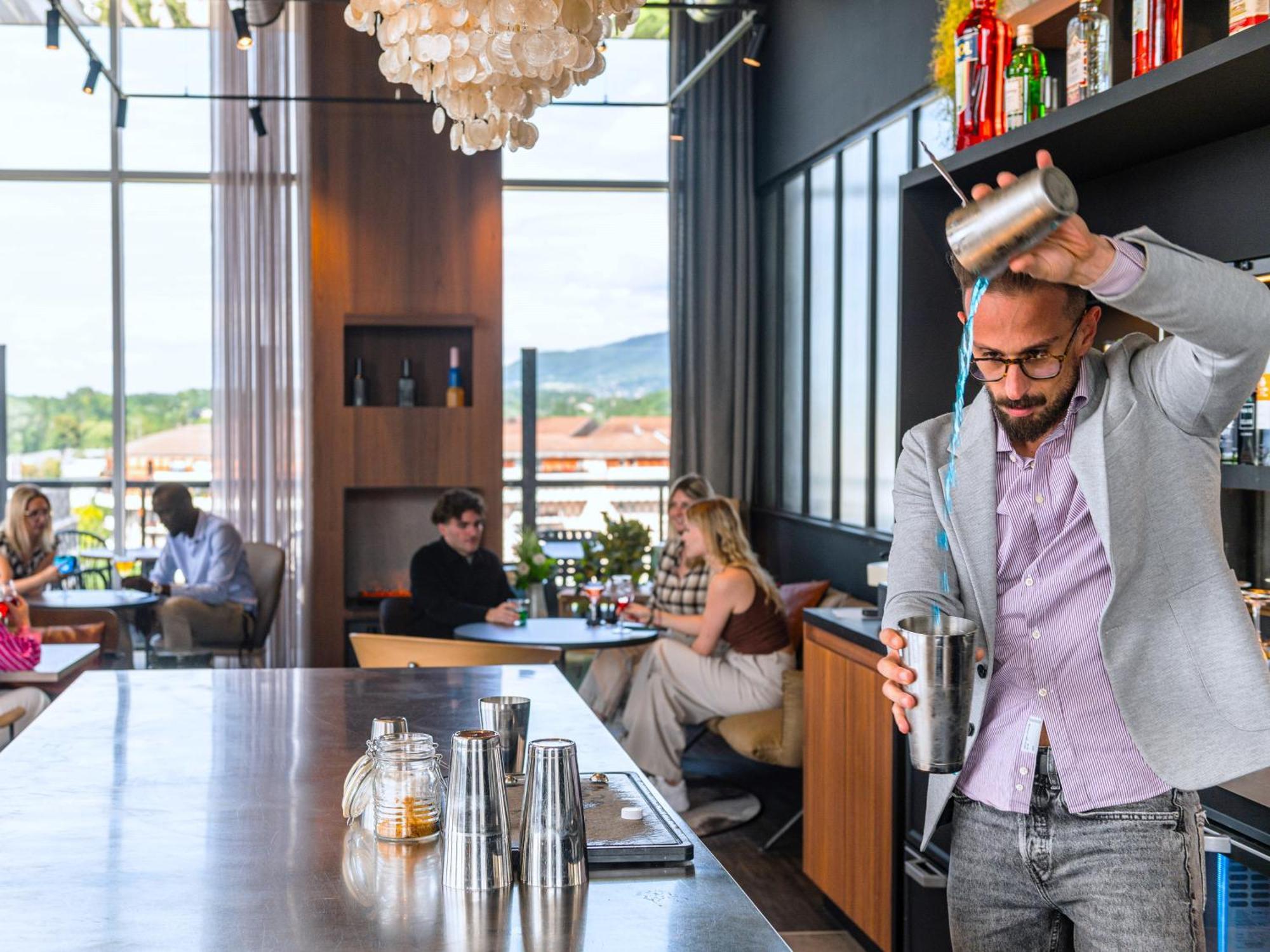 Novotel Annemasse Centre - Porte De Geneve エクステリア 写真