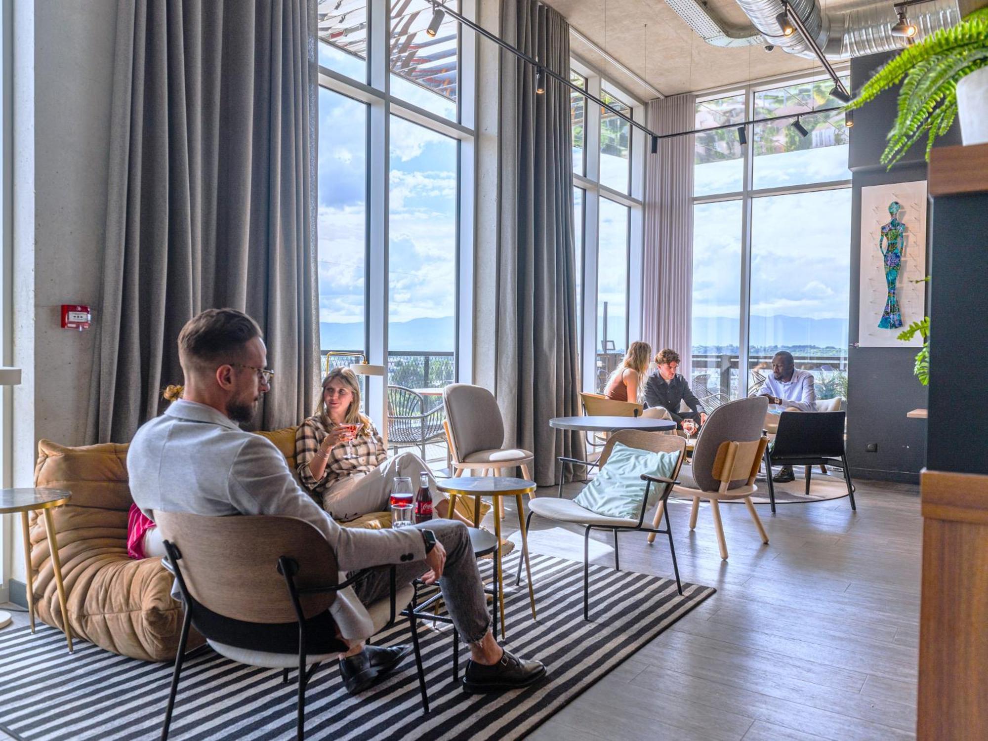 Novotel Annemasse Centre - Porte De Geneve エクステリア 写真