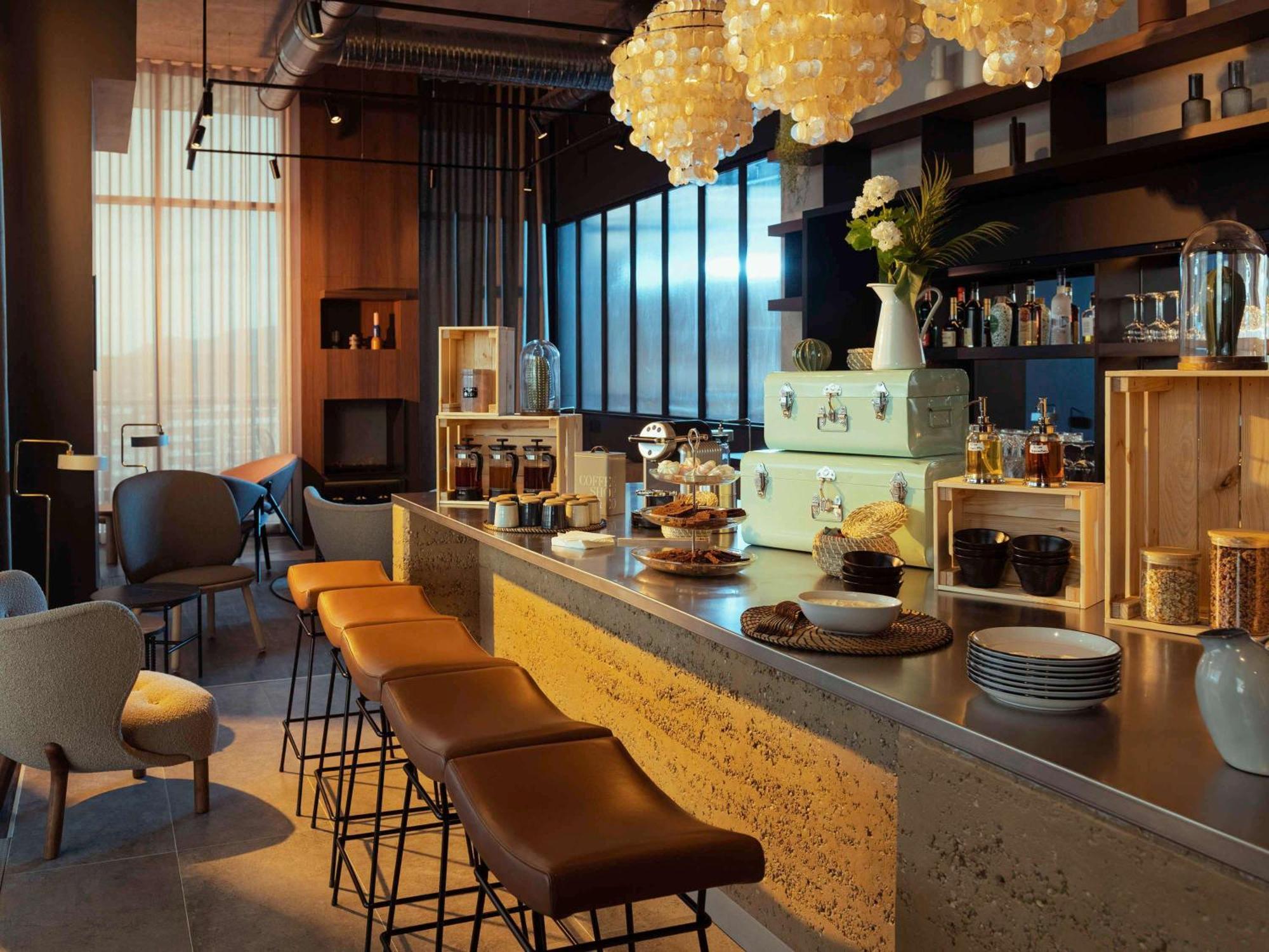 Novotel Annemasse Centre - Porte De Geneve エクステリア 写真