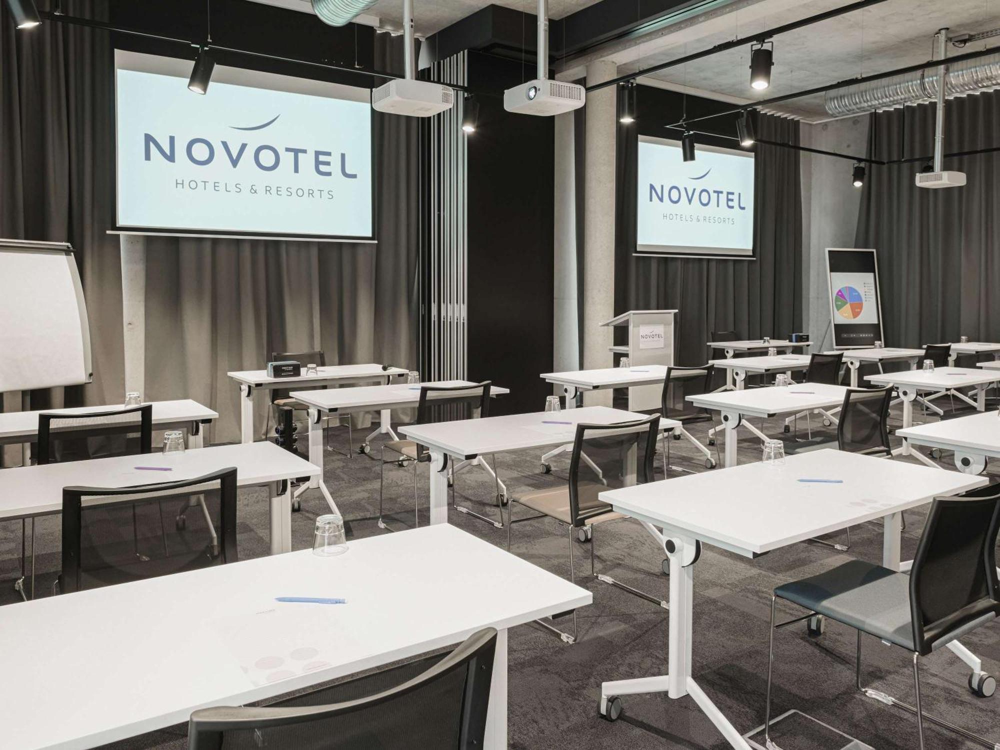 Novotel Annemasse Centre - Porte De Geneve エクステリア 写真